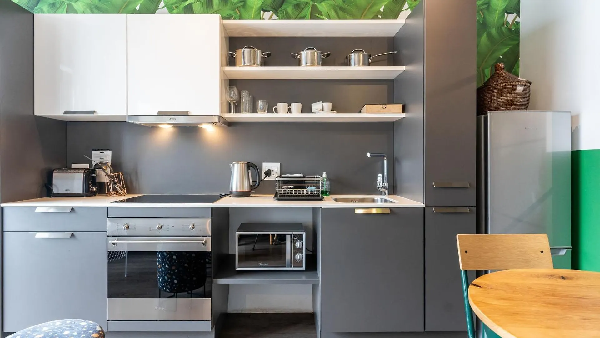 Apartment 412 Wex1 By Perch Stays With Daily Housekeeping Cape Town South Africa