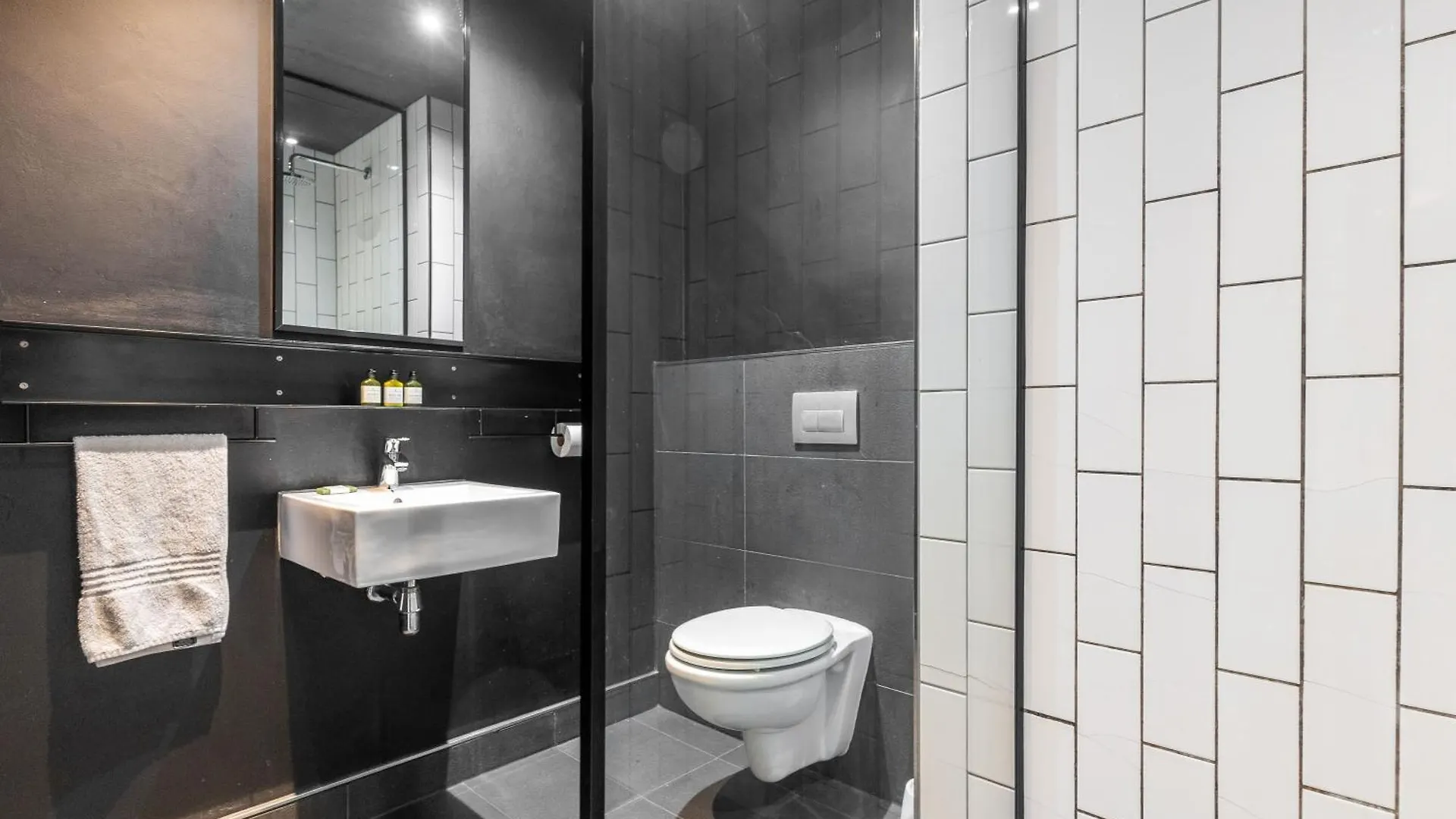 Apartment 412 Wex1 By Perch Stays With Daily Housekeeping Cape Town South Africa